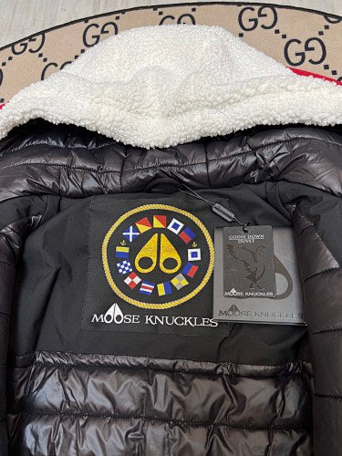 Moose Knuckles Women's Cream White Sherpa Fleece Hoodie Jacket – Teddy Hooded Zip-Up Coat with Rubber Logo Patch