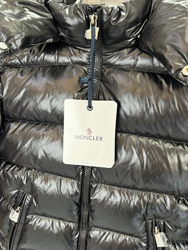 Moncler Men's Black Glossy Hooded Down Jacket – DIST Certified Classic Puffer