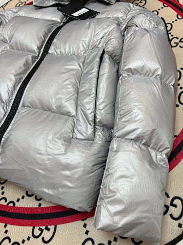 Canada Goose Men's Boulder Grey Chilton Puffer Jacket – High-Gloss Down Jacket