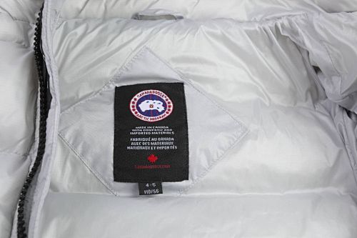 Canada Goose Women's Pearl White Lodge Down Jacket – Lightweight Arctic Program Puffer with Signature Patch