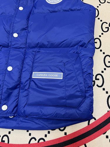 Canada Goose Men's Royal Blue Down Vest – Freestyle Crew Sleeveless Puffer Jacket