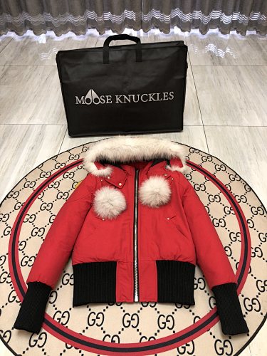 Moose Knuckles Women's Scarlet Red 3Q Parka – White Fox Fur Pom-Pom Trim Hood Gold MK Hook Ribbed Knit Cuff Short Down Coat