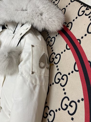 Moose Knuckles Women's White Ballistic Parka – Grey Fox Fur Trim Pom-Pom Hood Premium Down Long Puffer Coat