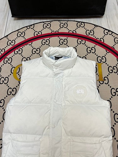 Canada Goose Men's White Down Vest – Freestyle Crew Sleeveless Puffer Jacket