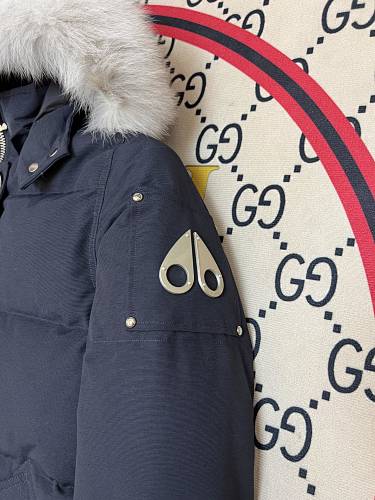 Moose Knuckles Women's Navy Blue Stirling Down Jacket – White Fox Fur Trim Hood Silver MK Hook Snap-Button Short Puffer Coat