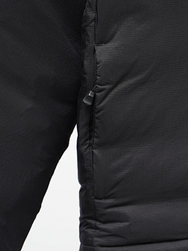 Canada Goose Men's Black Lightweight Down Jacket – Arctic Program Packable Puffer