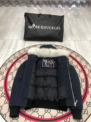Moose Knuckles Women's Navy Blue 3Q Down Jacket – White Fox Fur Trim Hood MK Hook Detail Short Puffer Coat
