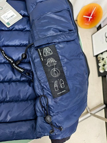 Canada Goose Men's Navy Blue Down Jacket – Arctic Program Stand-Collar Puffer Jacket