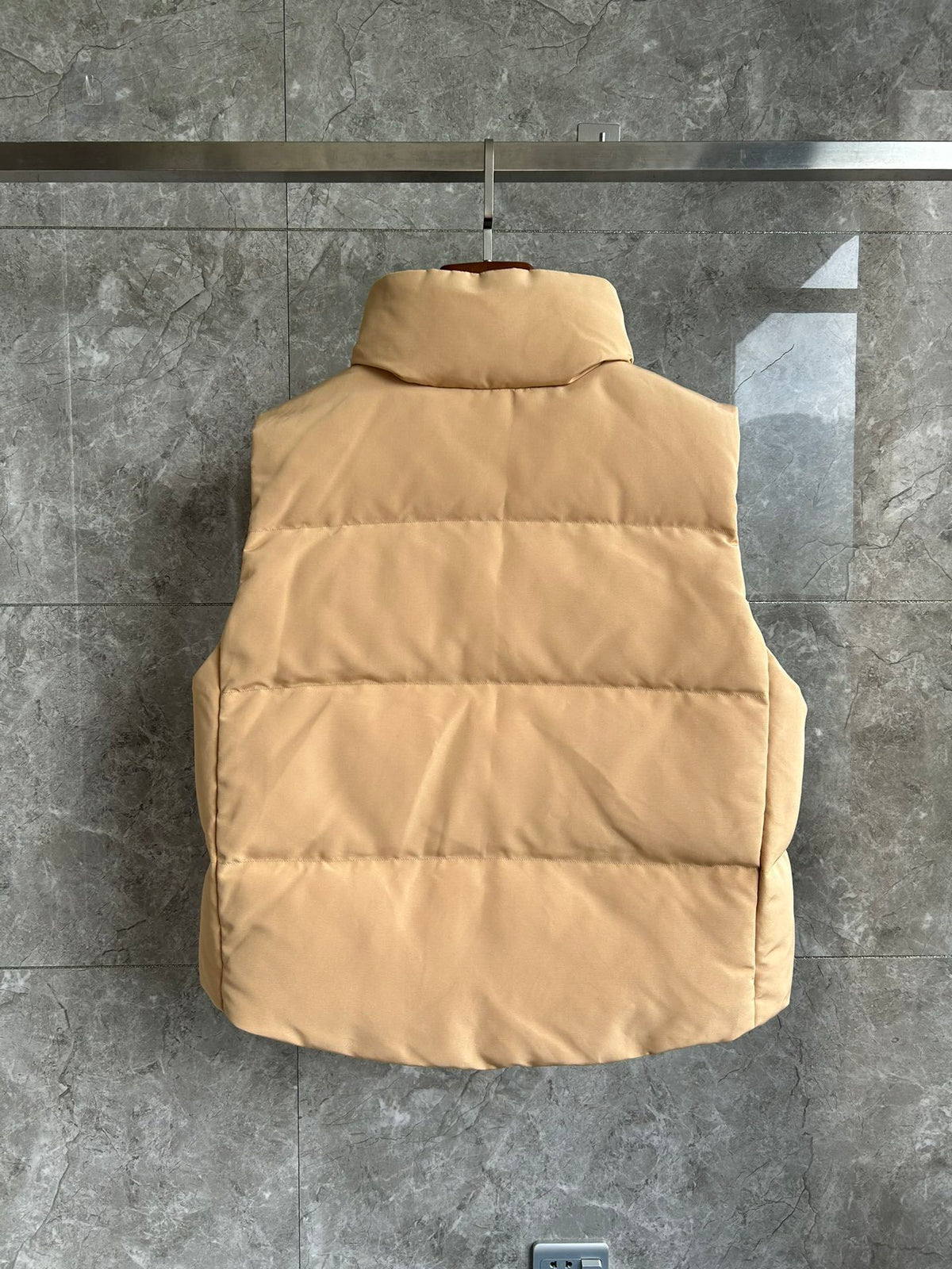 Canada Goose Women's Butter Yellow Down Vest – Freestyle Sleeveless Puffer Jacket