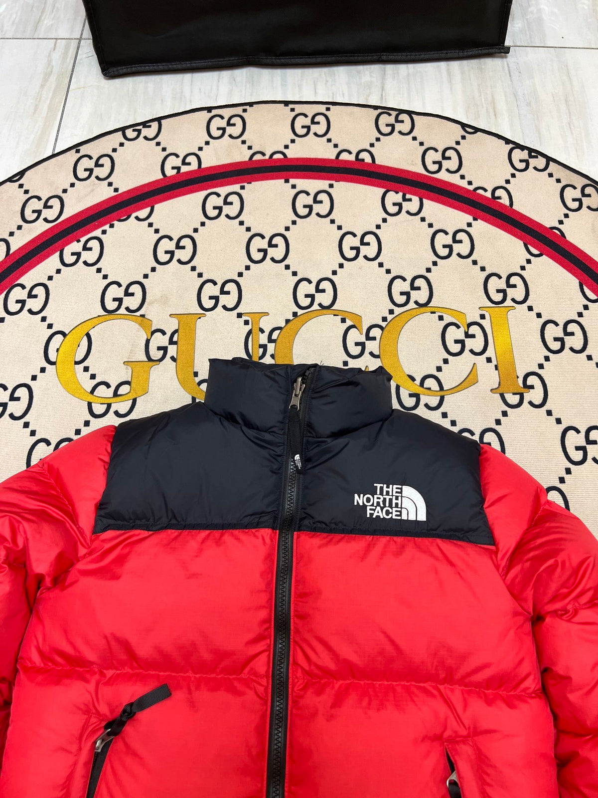 The North Face Men's Fiery Red 700-Fill Nuptse Down Jacket – Contrast Black Collar Classic Wide-Baffle Puffer