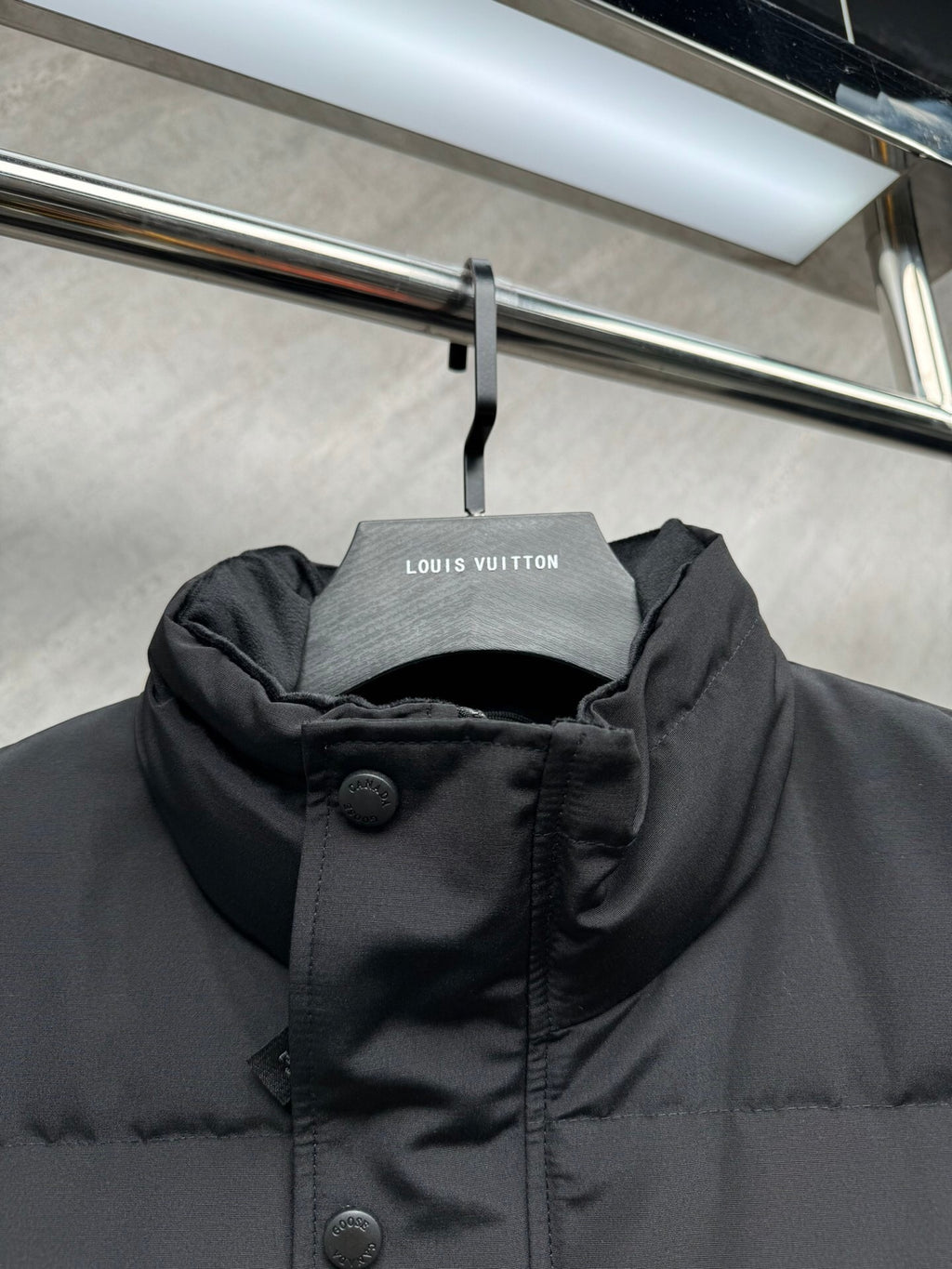 Canada Goose Men's Black Down Vest – Freestyle Crew Sleeveless Puffer Jacket