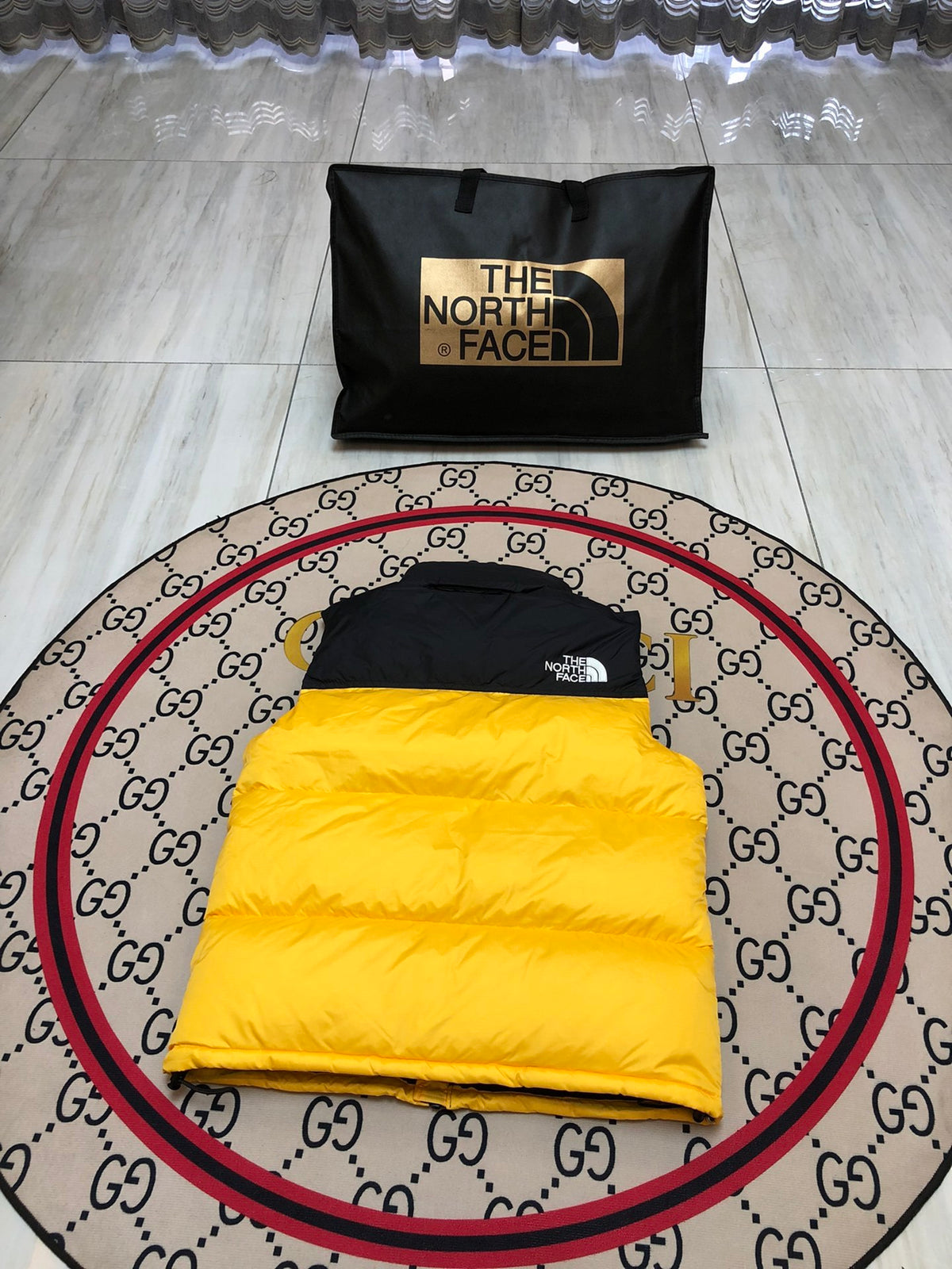 The North Face Men's Yellow Down Vest – 1996 Retro Nuptse Sleeveless Puffer Jacket