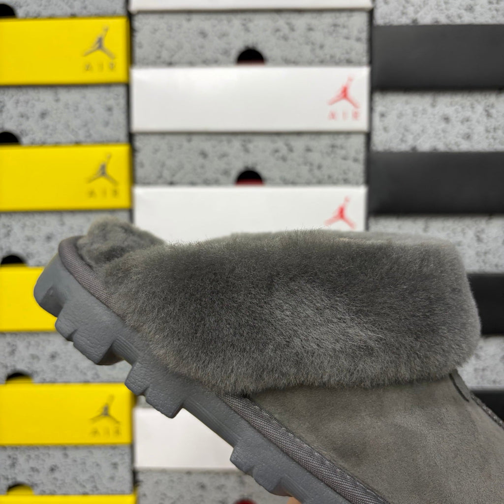 UGG Classic Shearling Clog – Open-Back Suede Mule with Tonal Grey Shearling Upper & Chunky Lug Sole in Slate Grey