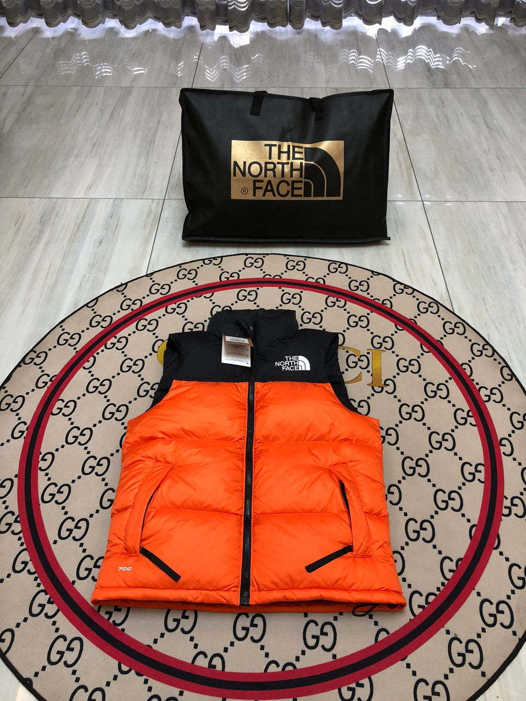 The North Face Men's Orange Down Vest – 1996 Retro Nuptse Sleeveless Puffer Jacket