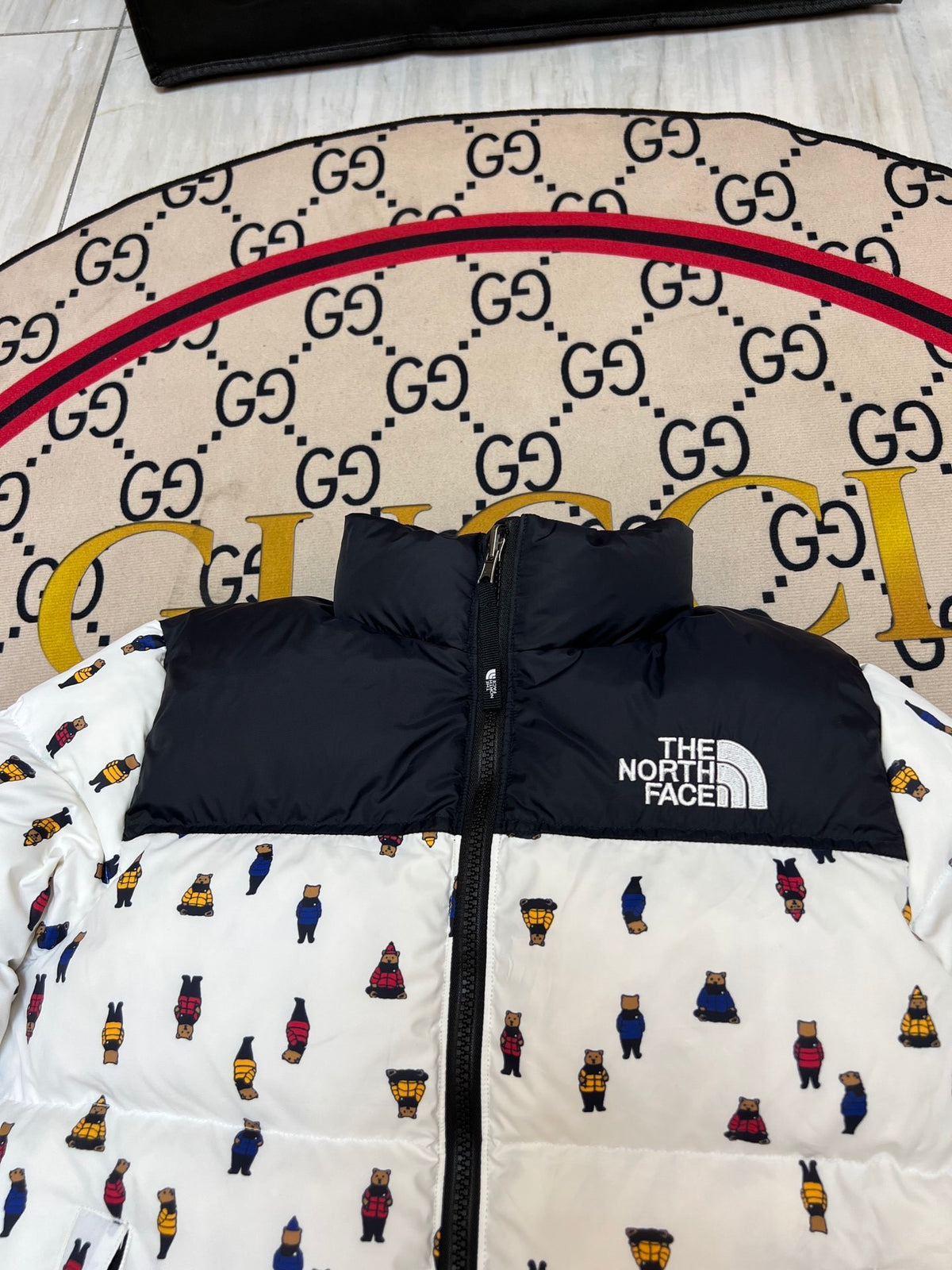 The North Face Men's White Bear Print 700-Fill Nuptse Down Jacket – All-Over Cartoon Bear AOP Classic Wide-Baffle Puffer
