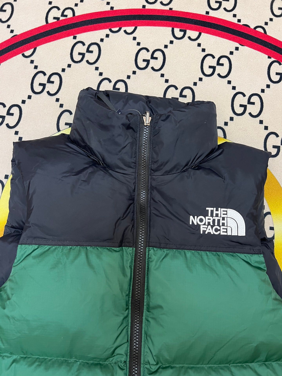 The North Face Men's Green Down Vest – 1996 Retro Nuptse Sleeveless Puffer Jacket