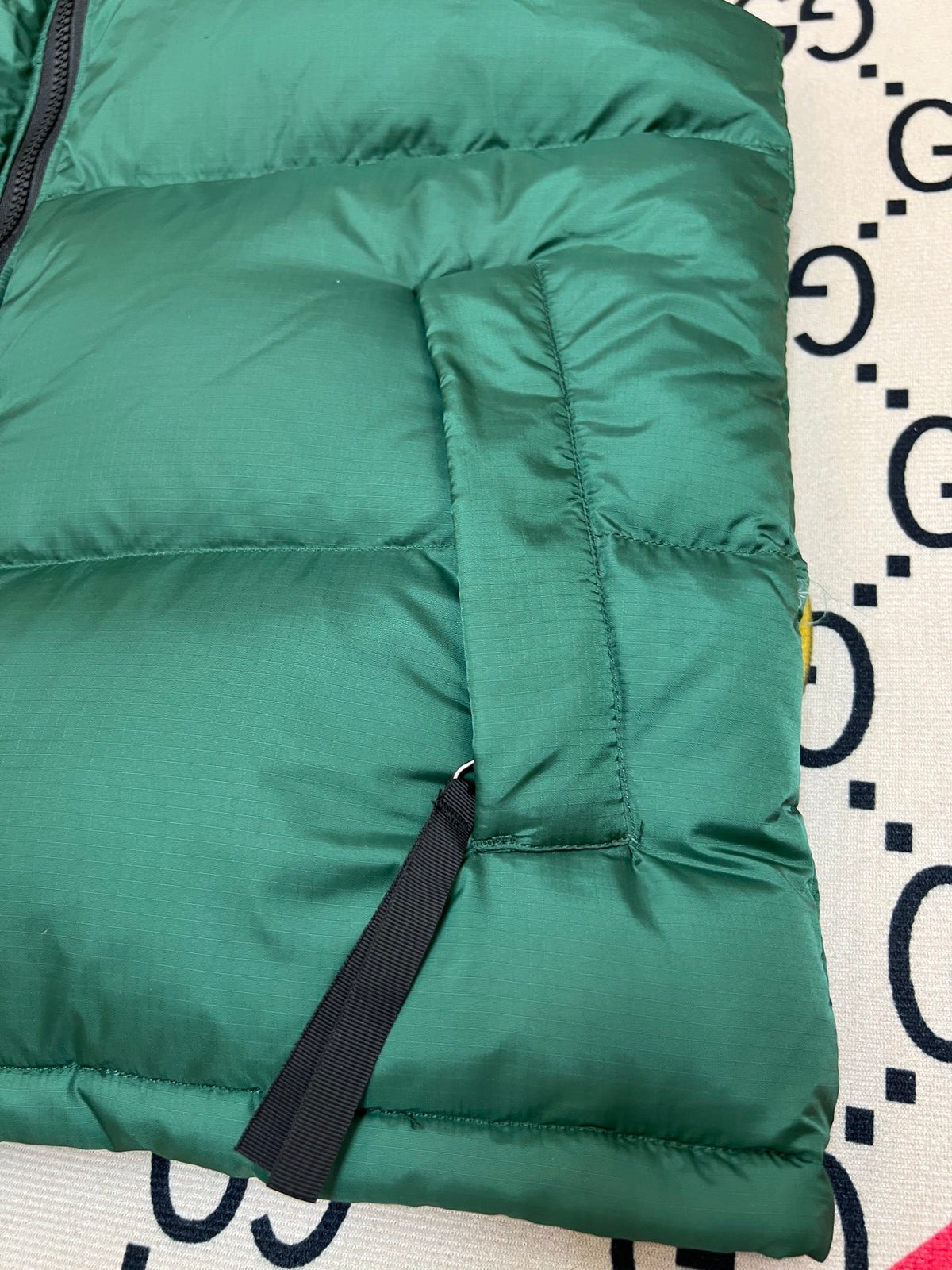 The North Face Men's Green Down Vest – 1996 Retro Nuptse Sleeveless Puffer Jacket