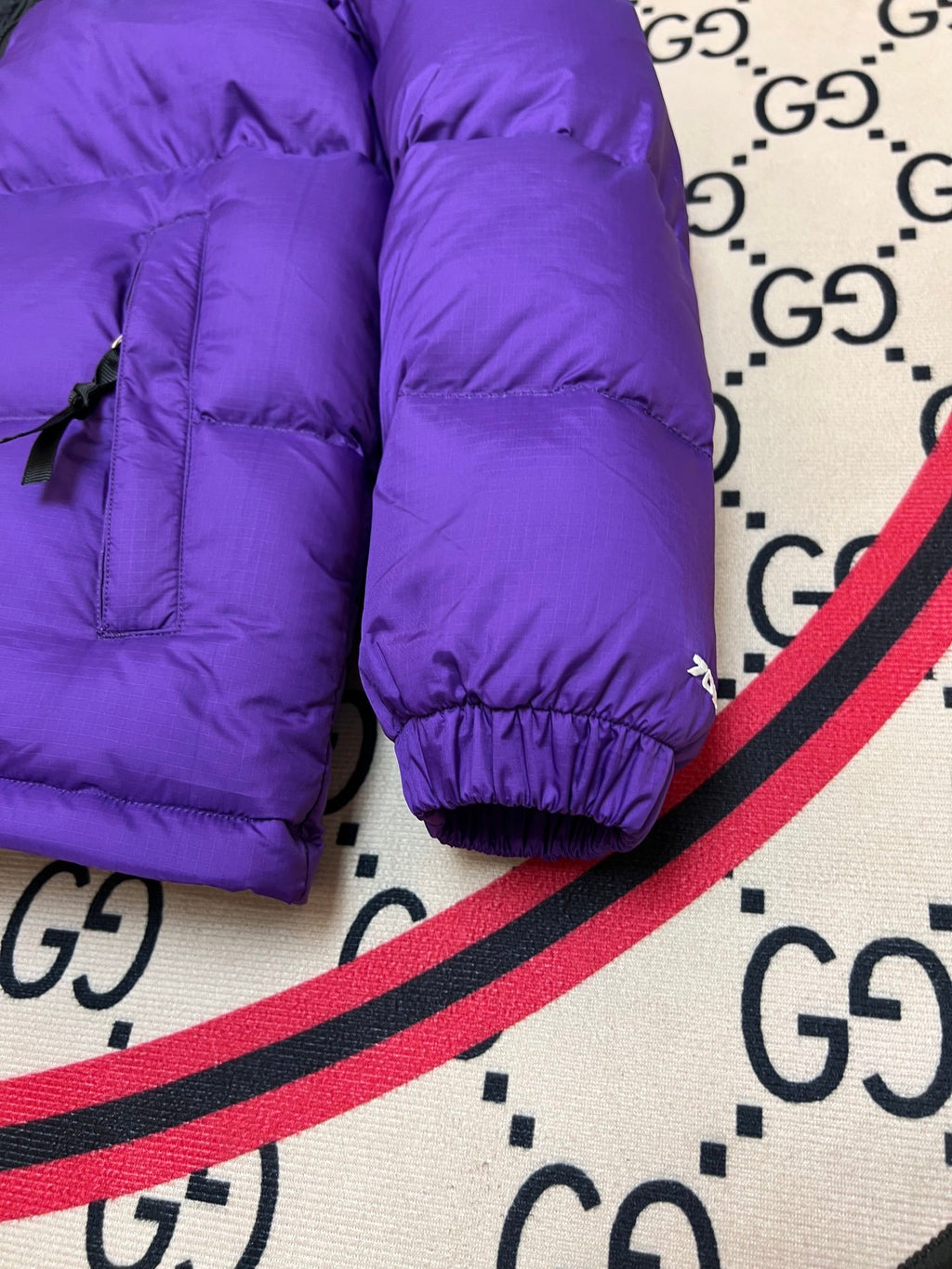 The North Face Men's Royal Purple 700-Fill Nuptse Down Jacket – Contrast Black Collar Classic Wide-Baffle Puffer