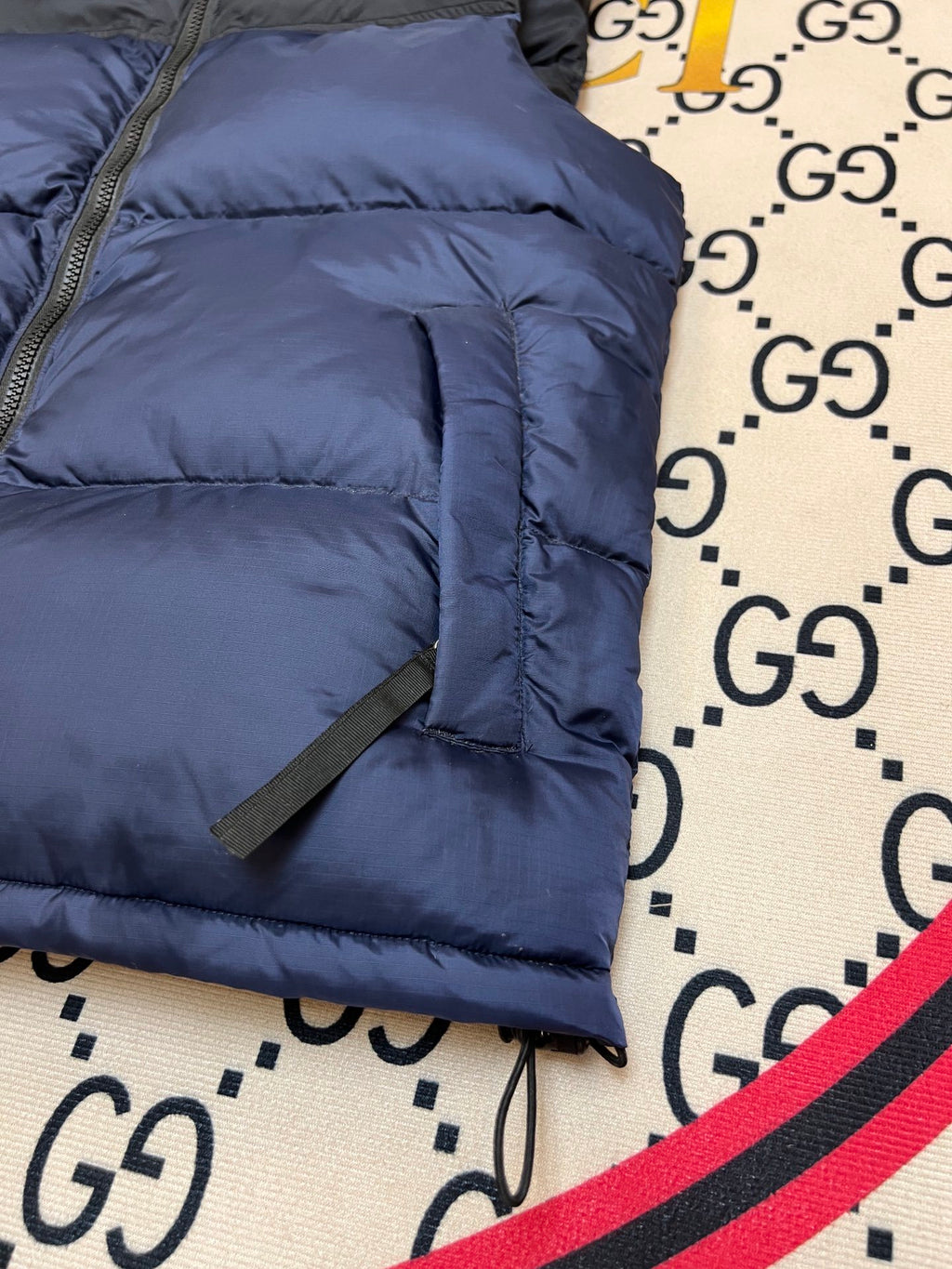 The North Face Men's Navy Blue Down Vest – 1996 Retro Nuptse Sleeveless Puffer Jacket