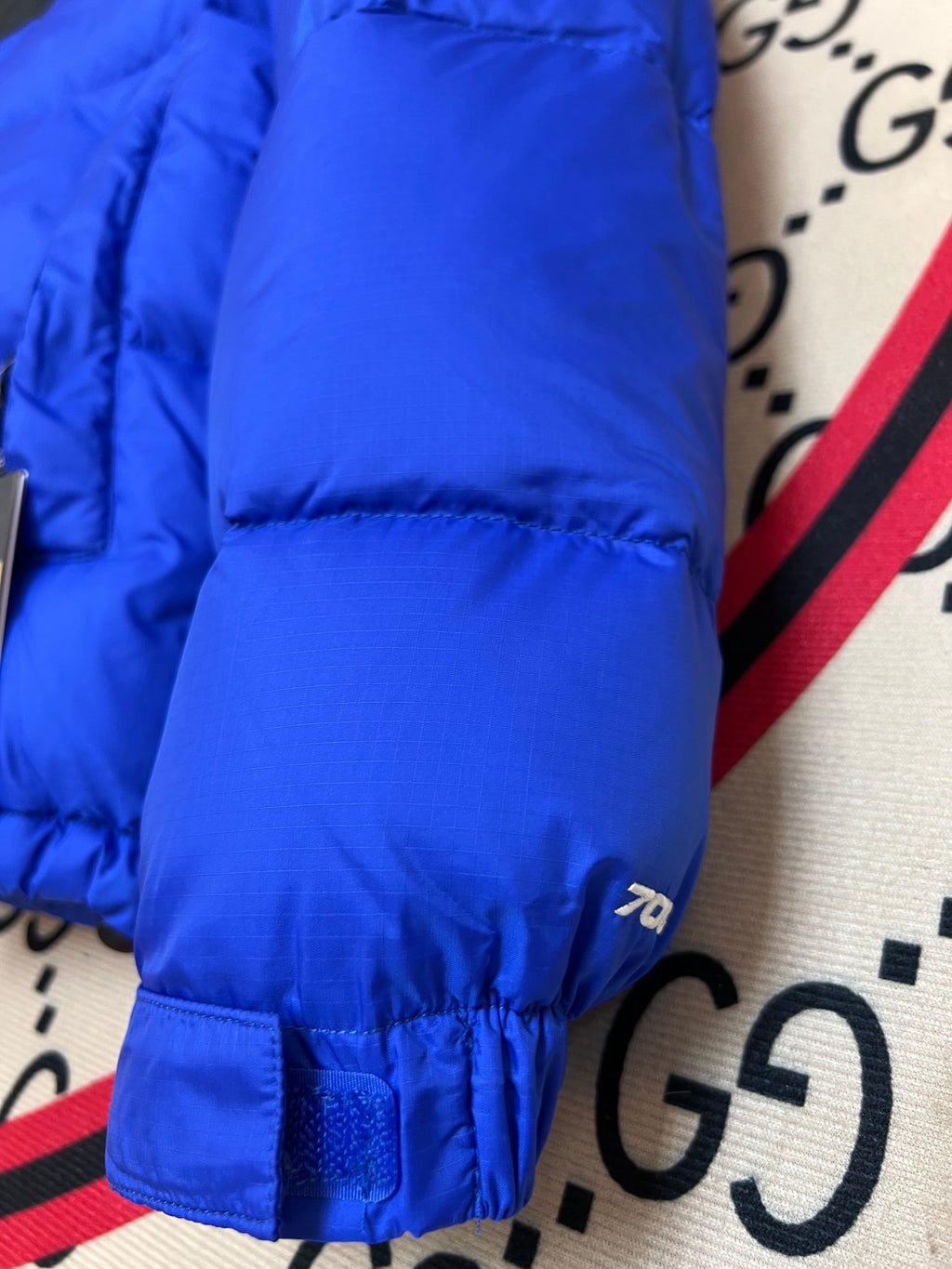 The North Face Men's Royal Blue 700-Fill Nuptse Down Jacket – Contrast Black Collar Classic Wide-Baffle Puffer
