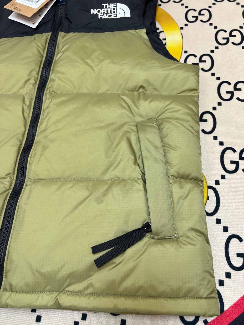 The North Face Men's Olive Green Down Vest – 1996 Retro Nuptse Sleeveless Puffer Jacket