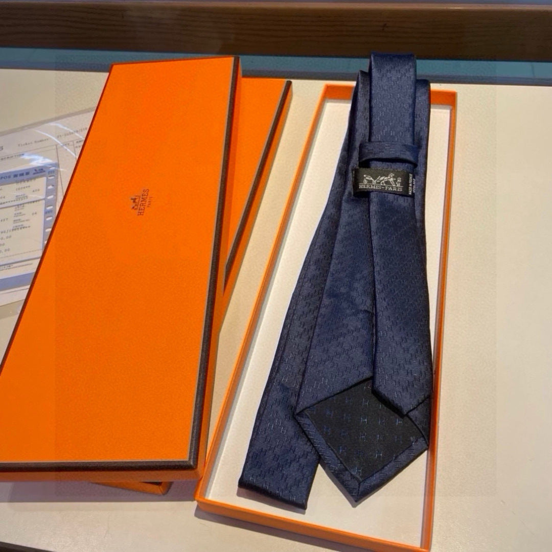 Hermès Men's Diamond H Pattern Silk Tie