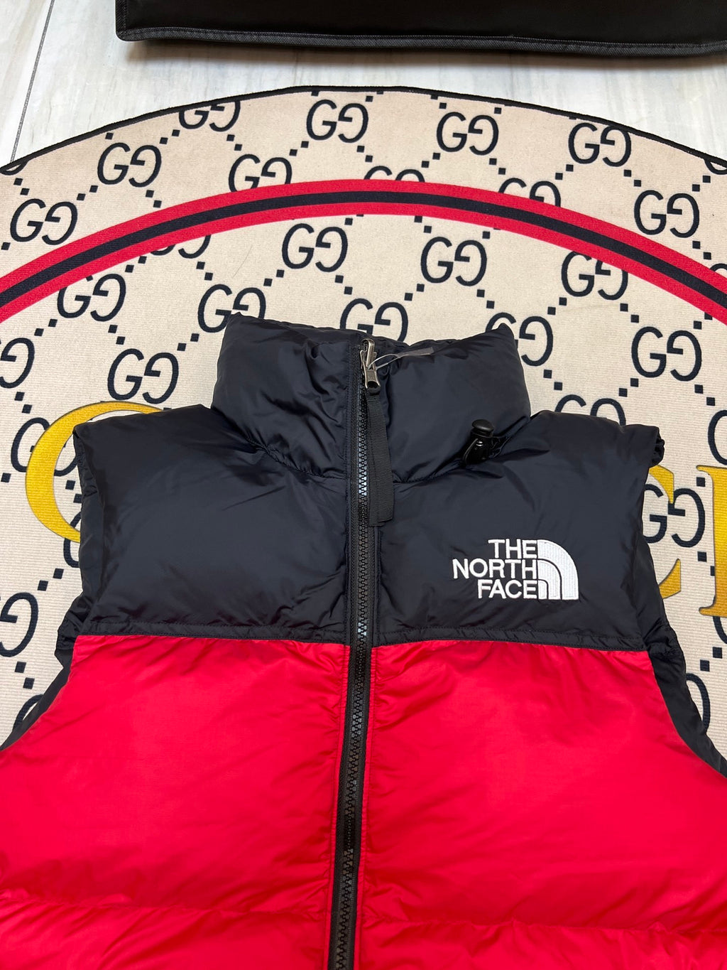 The North Face Men's Red Down Vest – 1996 Retro Nuptse Sleeveless Puffer Jacket