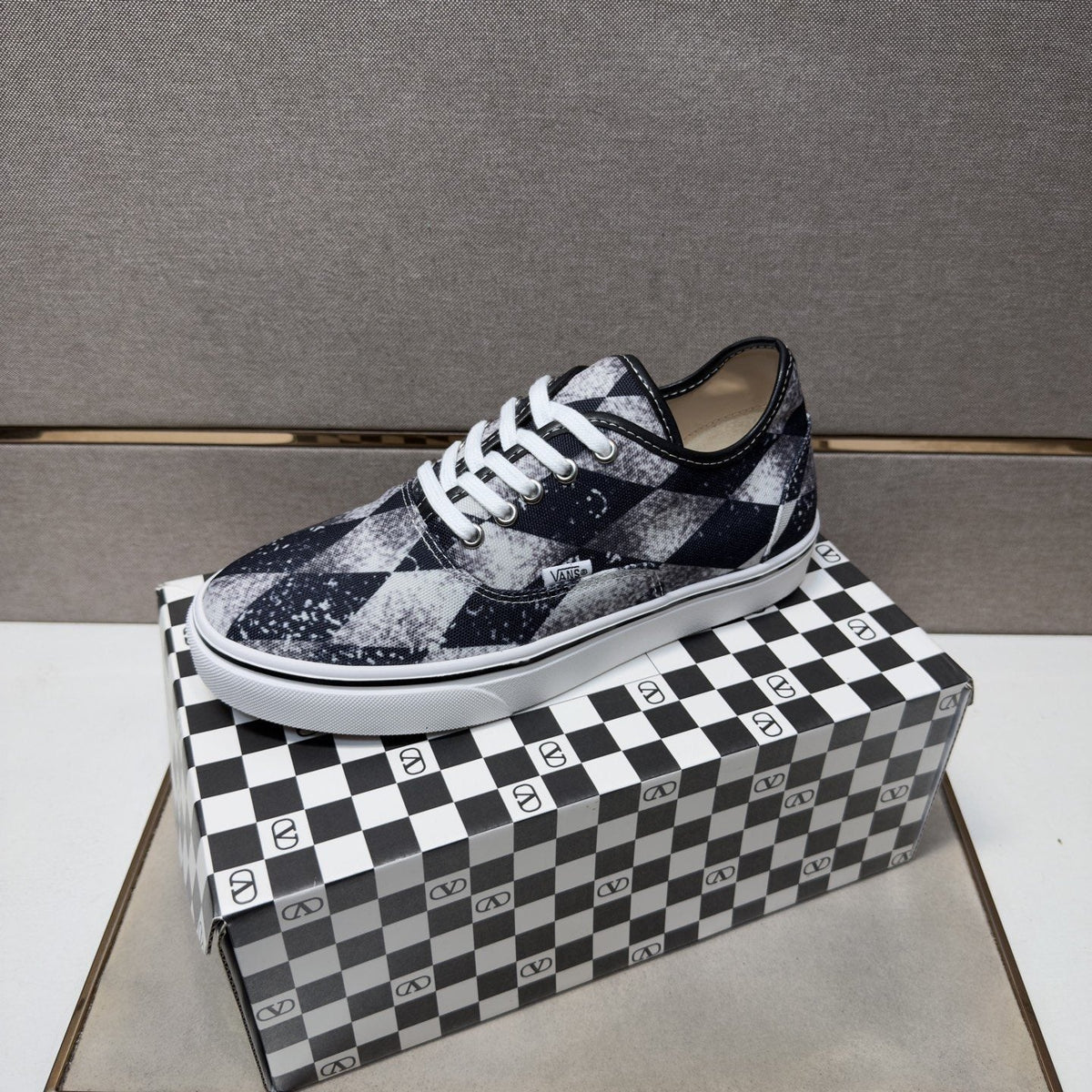 Vans Men's Geometric Patchwork Low-Top Sneakers - Black, Navy, White & Grey